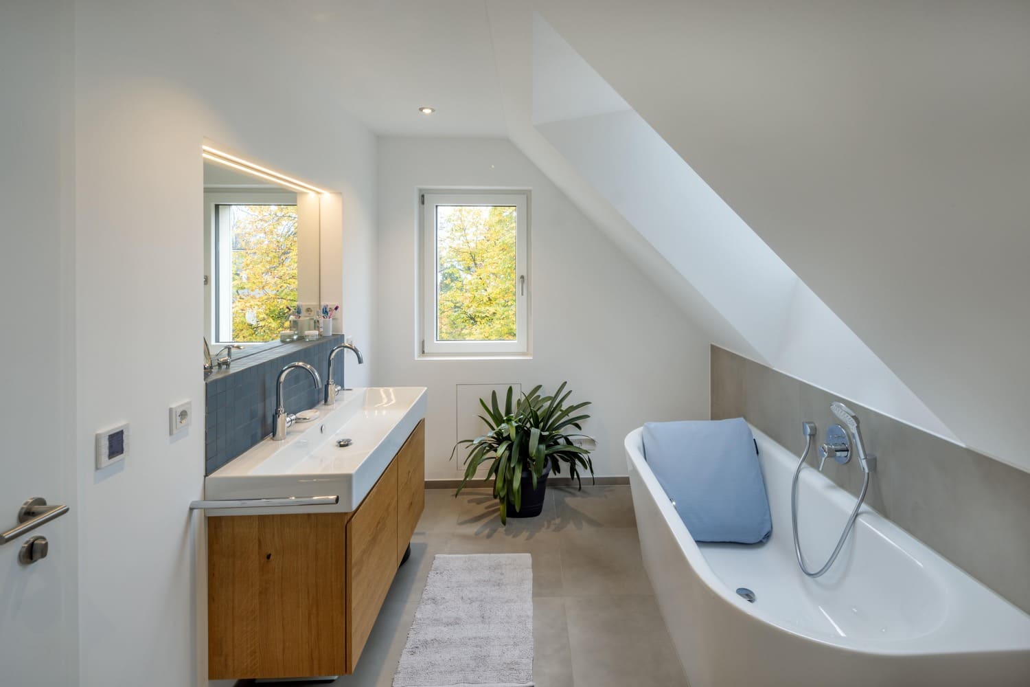 Bad unter dem Dach 1