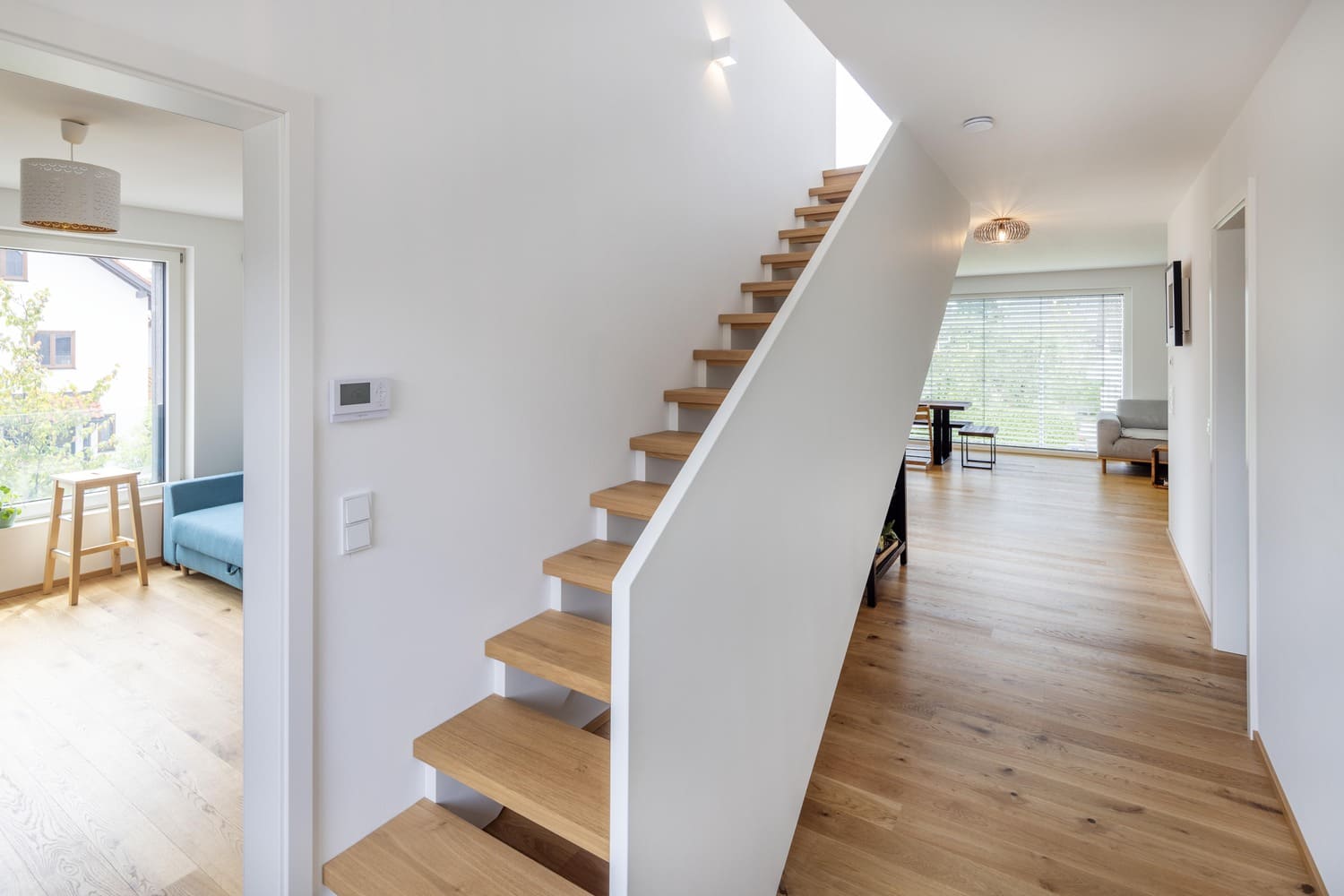Treppe aus Holz in Wohnung